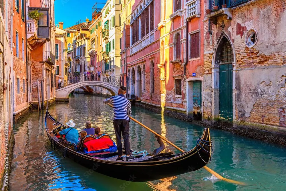 Gondolas: A Local and International Glance